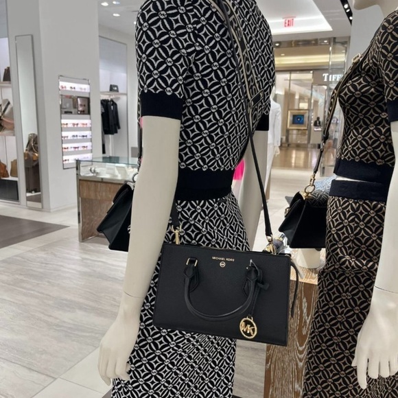 MICHAEL MICHAEL KORS Valerie Small Pebbled Leather Satchel Black NWT - Picture 15 of 16